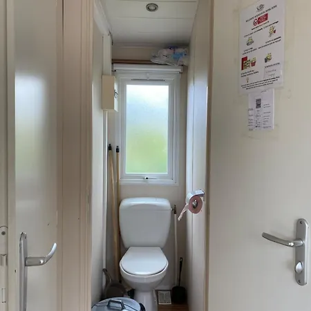 Campsite Mobil Pour 6, Pres De La Mer, Dans Un 4 Etoiles A 20min De Montpellier.